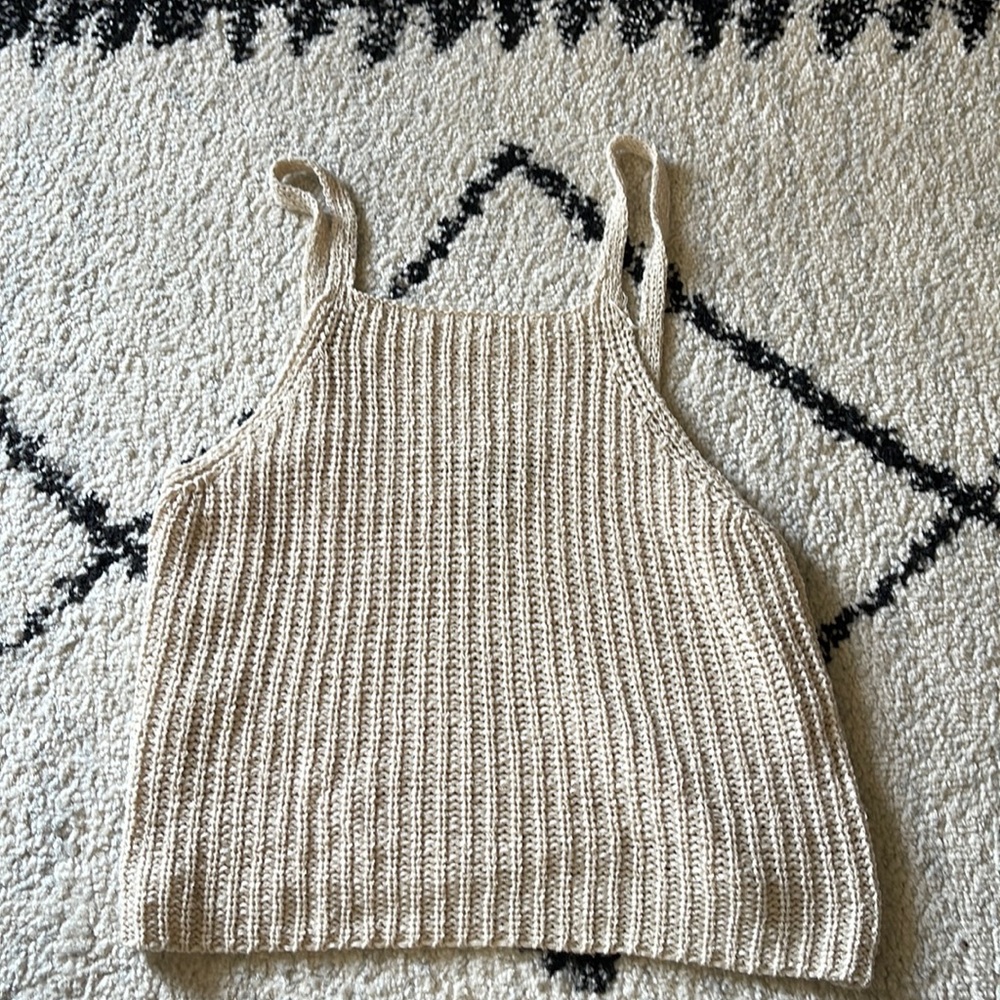 Forever21 tan knit tank top size small